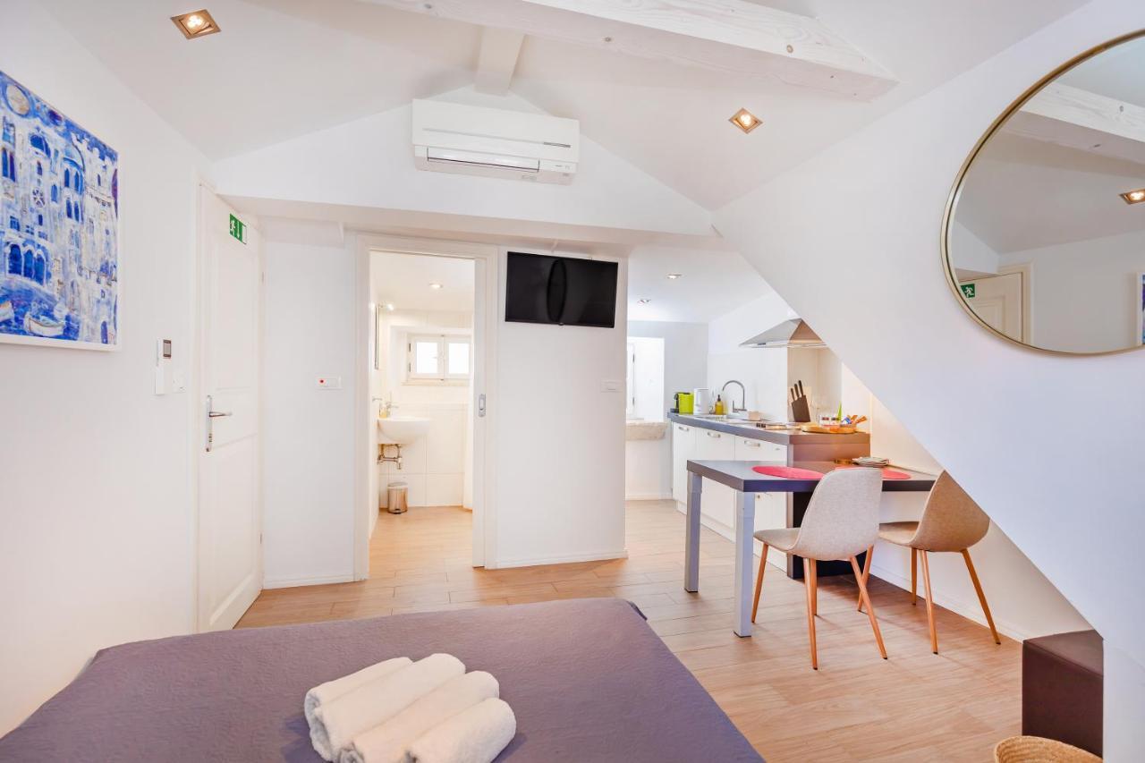 Rafael & Old Town By Duhomes Apartma Dubrovnik